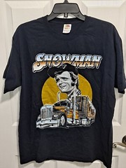 Snowman Smokey And The Bandit Sumbitch Vintage Look Large T-Shirt