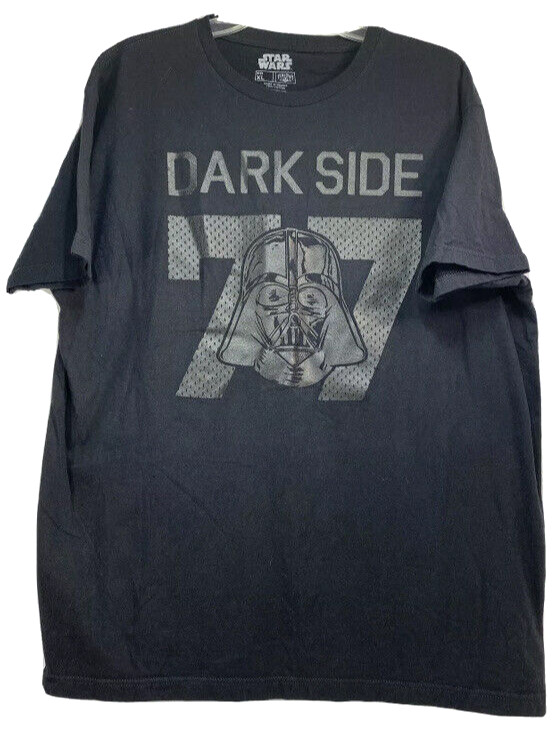 Star Wars T-Shirt Darth Vader, Dark Side #77 Black Cotton T Shirt Men’s Size XL.