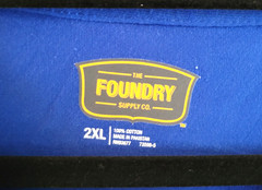 3 Foundry Crew Neck T-Shirt Men’s 2XL Short Sleeve Red Blue and Gray NWT