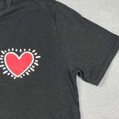 Keith Haring Shirt Mens Medium Black Heart Graphic Tee Crewneck Short Sleeve