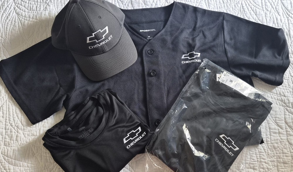 1 Chevrolet Baseball Shirt + 2 Golf Style Shirts And 1 New Era Hat – MEDIUM SIZE