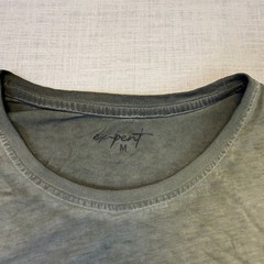 Expert Asymmetrical Graphic Tee Medium Mens Green Raw Hem Distressed Streetwear