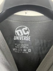 DC Universe Staff Shirt Mens Large Gray Graphic Crew Neck Short Sleeve Stretch