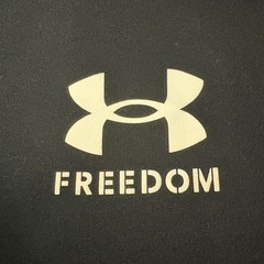 Under Armour UA Freedom American Flag T-Shirt Men Small Black Loose Fit