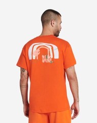 Nike Spring Break T-shirt Men’s t-shirt Orange Brand New with tags Size M