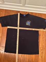 vtg 90s distressed single stitch Umbro soccer tshirt. made in use. xl