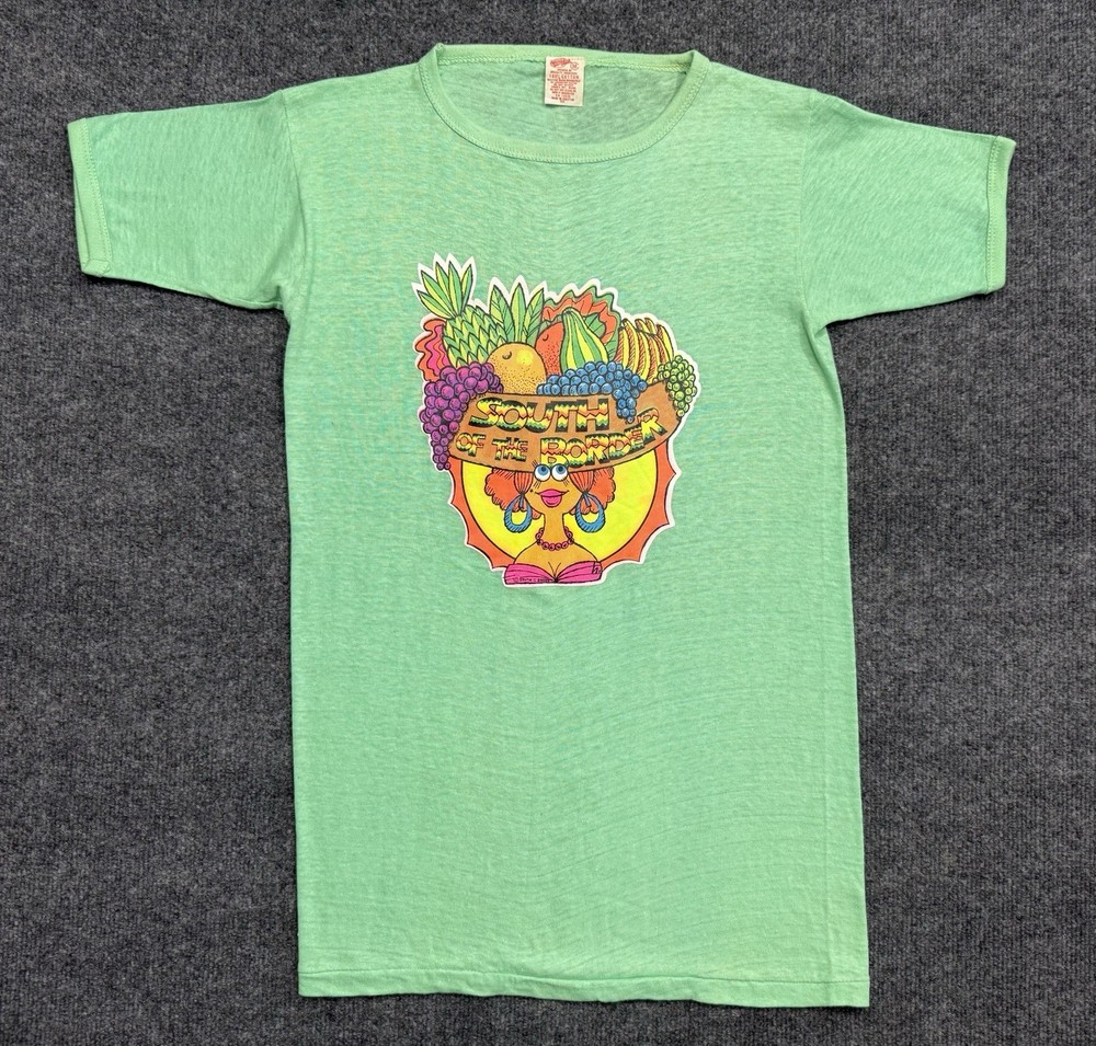 Vintage 70s Single-Stitch Graphic Art T-Shirt South Of The Border Iron On Green