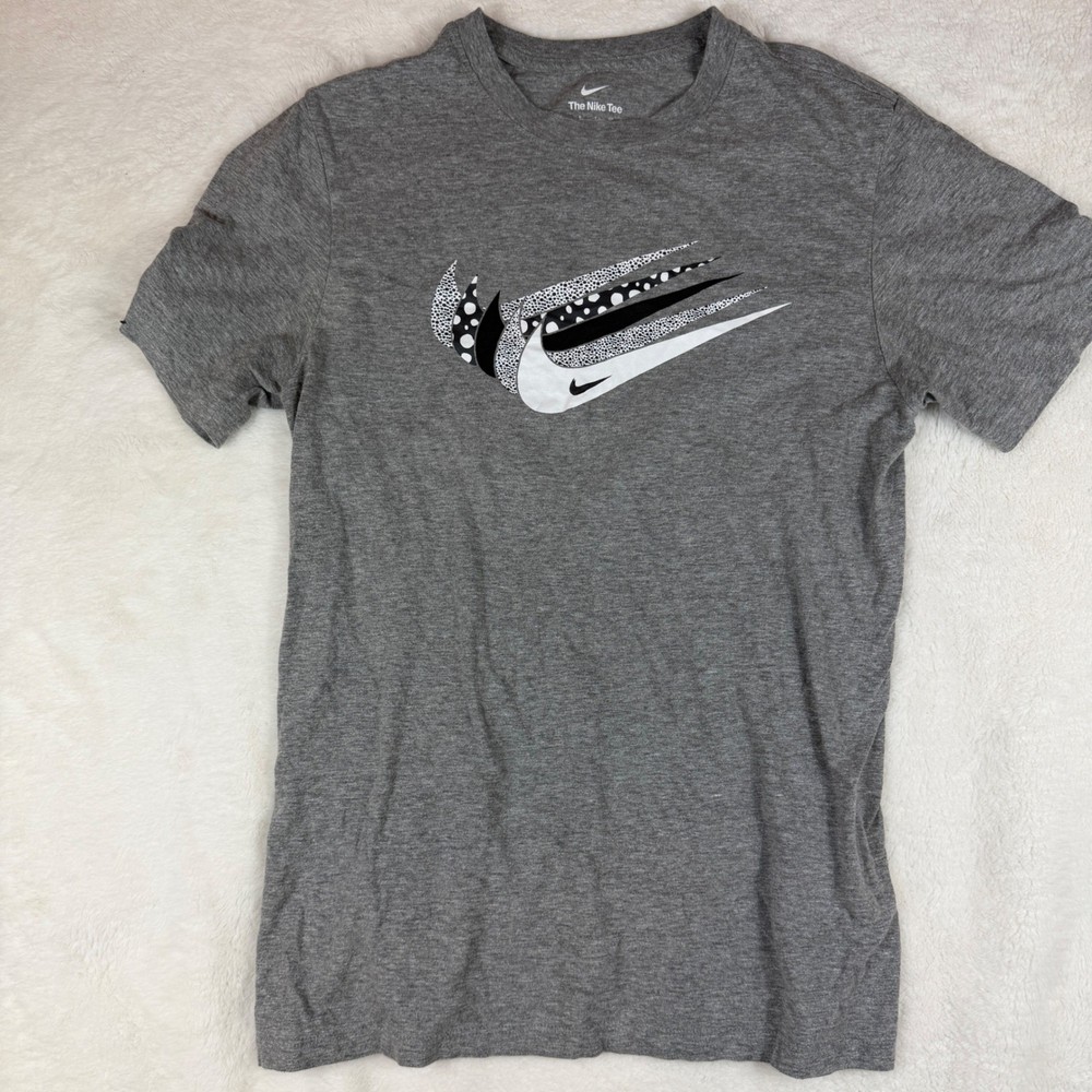 Nike Mens Graphic T-Shirt Gray Triple Swoosh Polka Dot Logo Tee Small AR5006-063