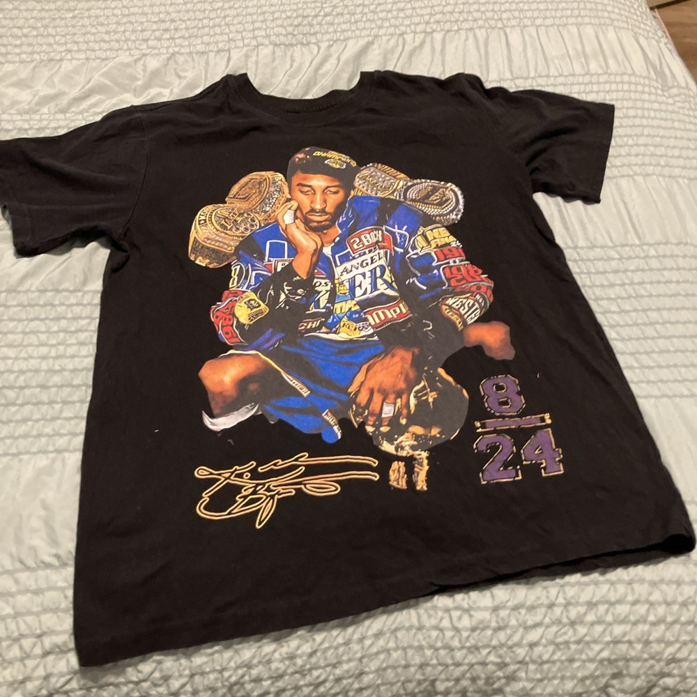 Medium Unbranded Kobe Bryant Championship Rings Black Shirt