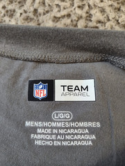 Indianapolis Colts NFL Team Apparel Large T-shirt Blue/Gray Front Pocket NWT