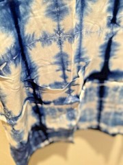 Unisex Handcrafted Indigo Vertical Design Tie Dye Round-Neck Casual Soft T-shirt