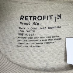 RETROFIT Graphic T Shirt Butterfly Skull Moth EVOLVE Print Cream Mens Medium