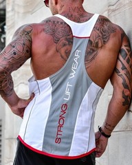 Men’s Gym Tank Top Muscle Shirt Sleeveless T Shirt Workout Fitness Training Tee