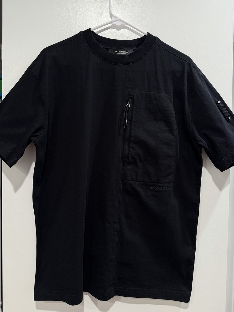 A-COLD-WALL* Utility T-Shirt Black with Zip Pocket Men’s M