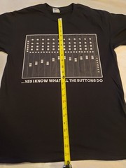 “Yes I Know What All The Buttons Do” Funny Audio Music T-Shirt Black