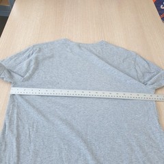 Gant T Shirt Mens Medium Grey Shield Logo Classic Preppy Casual Minimalist