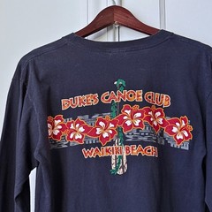 Vintage 2000s Dukes Canoe Club Wakiki Beach Preshrunk Graphic TShirt Medium