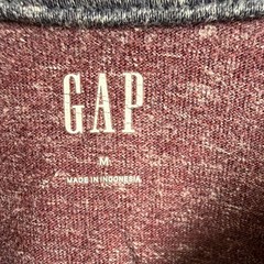 Gap Men’s M Burgundy/Gray Colorblock Long Sleeve Henley T-Shirt Button Accents