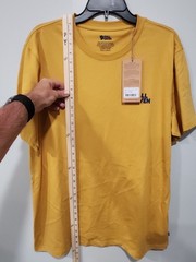 Fjallraven NWT Shirt Mens L Ochre Yellow Short Sleeve 100% Organic Cotton Logo