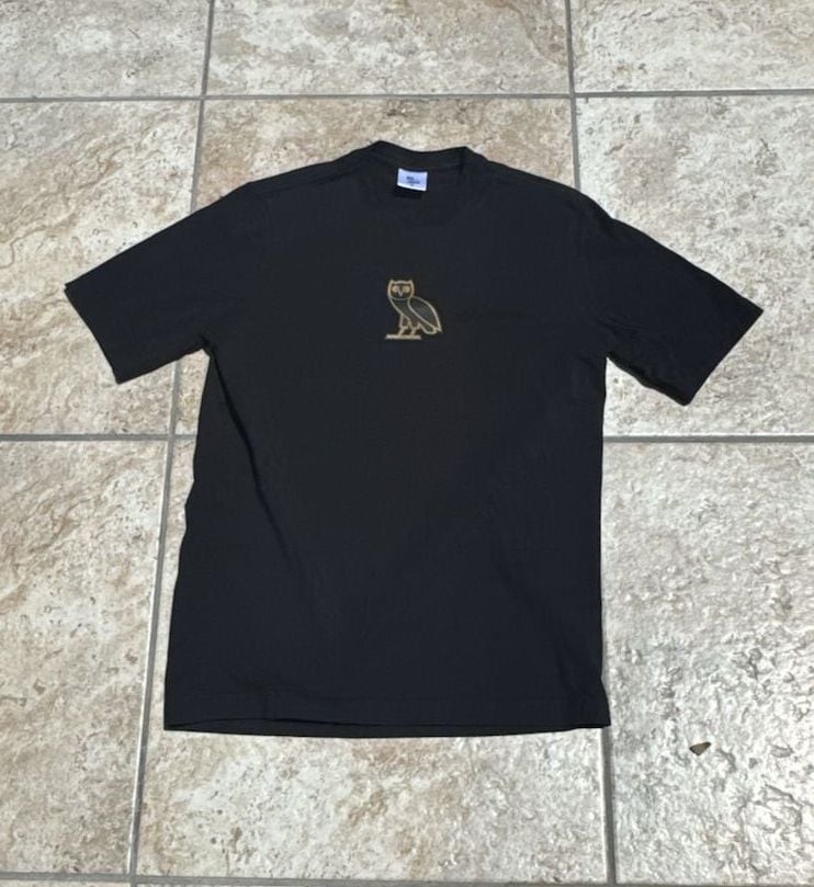 October’s Very Own OVO Essential Gold Owl Logo T-Shirt