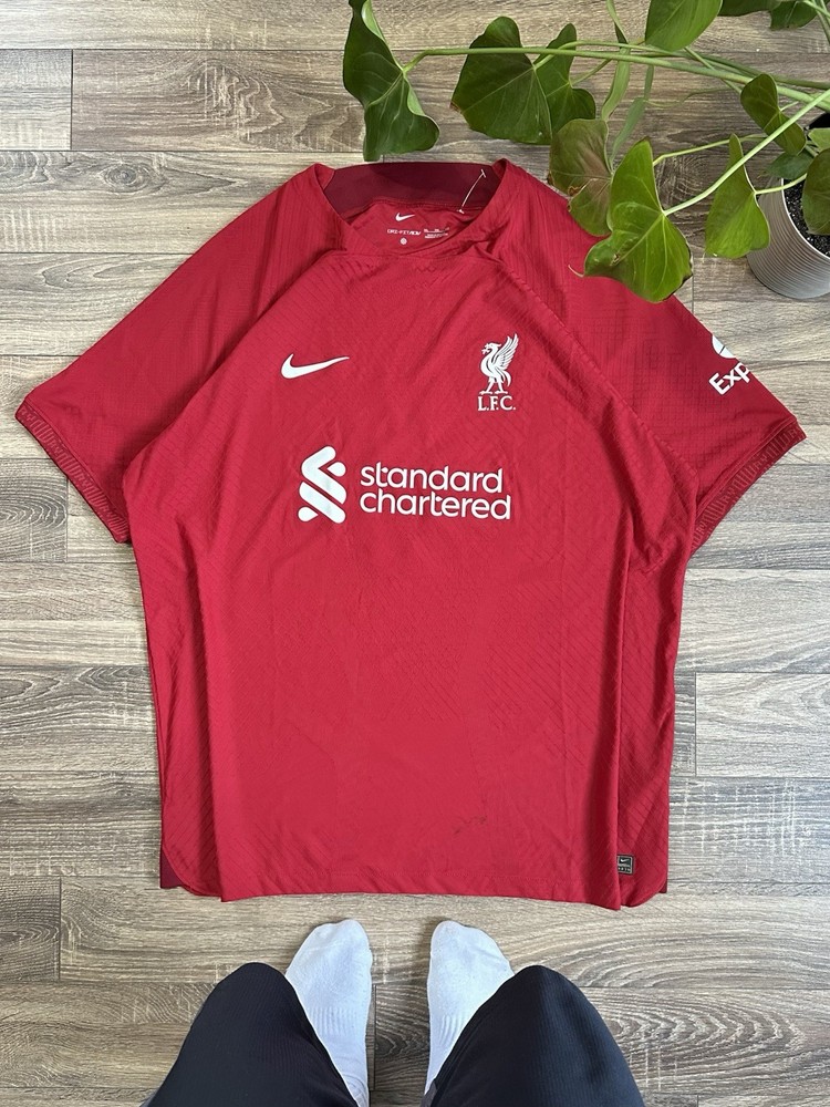 Nike 2022/2023 Liverpool Jersey Man’s Size XL-XXL Football LFC Home Y2K T-Shirt