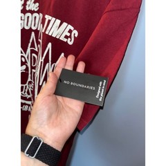 No Boundaries Oversized Fit Burgundy Bowling Graphic T Shirt Men’s M