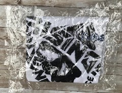 L(JPN) size UNIQLO UT METAL GEAR RISING T-shirt White Japan Sony New w/tags