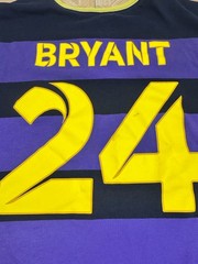 Nike Kobe Bryant Mambacurial Soccer Shirt Jersey Men XXL Purple Yellow Striped