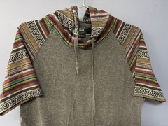 Beautiful Giant Baja Style Short Sleeve Hoodie Gray Multicolor Trim Size L