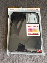 UNIQLO Men’s Heat Tech Long Sleeve V Neck T-shirt 472911 New 2024