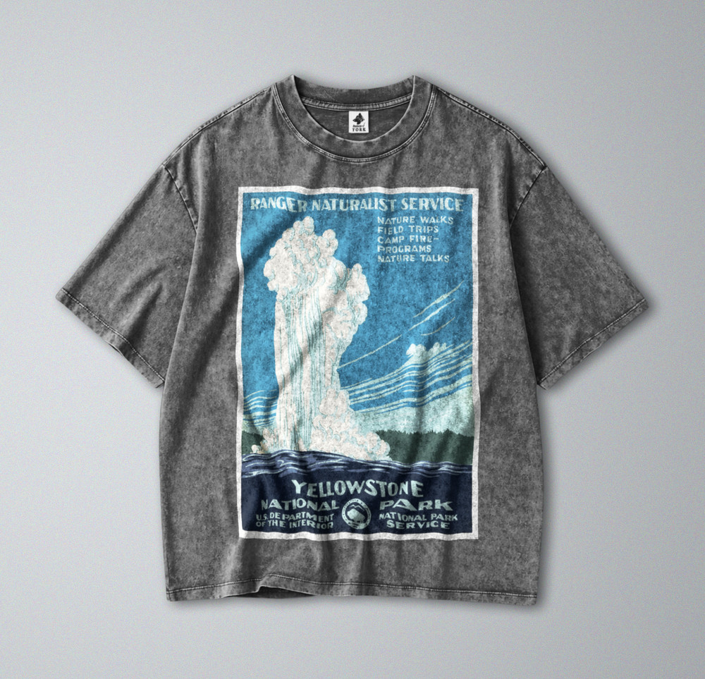 100% Cotton Tee – Unisex Retro Oversized Fit – Yellowstone National Park Print