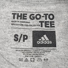 Adidas Shirt Mens Small Gray Casual Lightweight Outdoors Go-To Tee