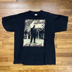 Vintage 1997 Puff Daddy & The Family No Way Out Tour Rap T Shirt Size XL Used