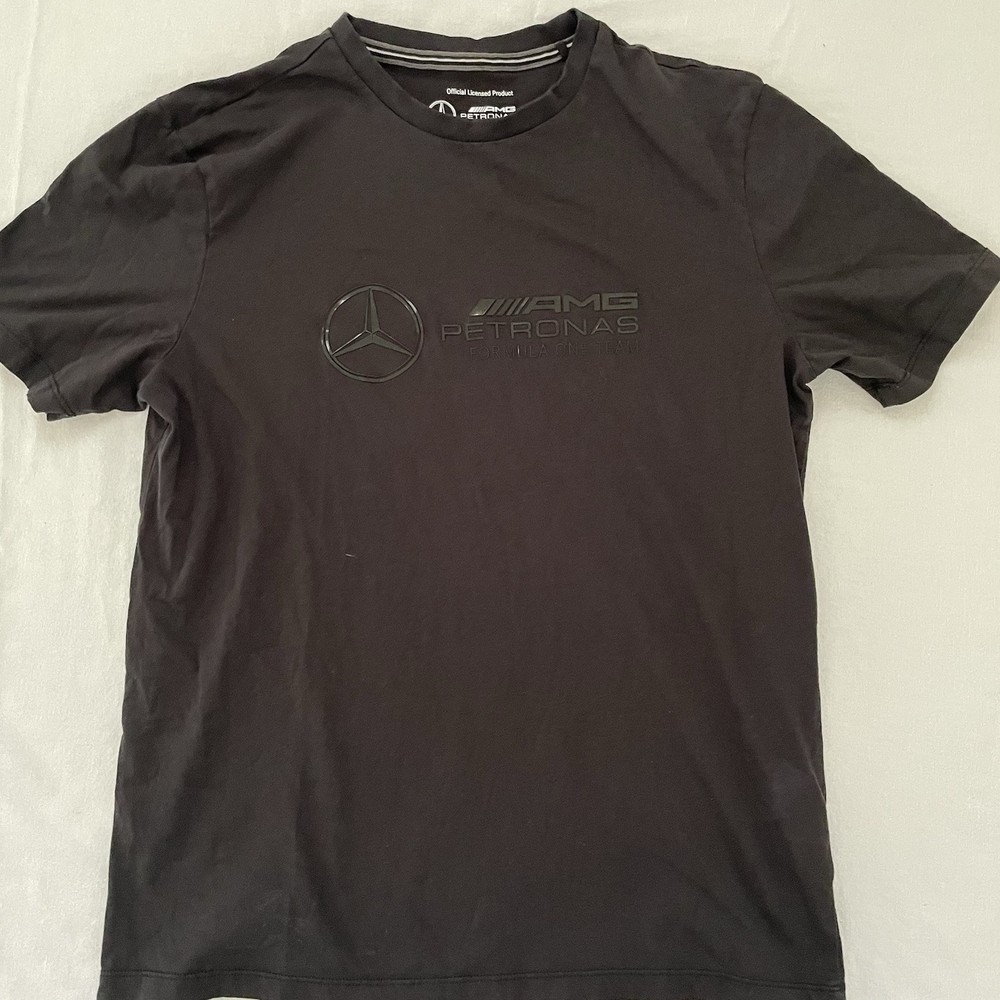Mercedes Benz Tshirt men MEDIUM AMG PETRONAS FORMULA ONE TEAM Black/ Black LOGO