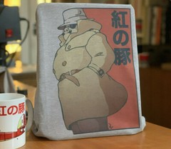 Porco Rosso Graphic Poster Tee – Kurenai no Buta 紅の豚 Studio Ghibli T-Shirt