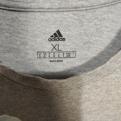 ADIDAS Shirt Adult Extra Large Gray Graphic Basketball Sports Active SS Mens