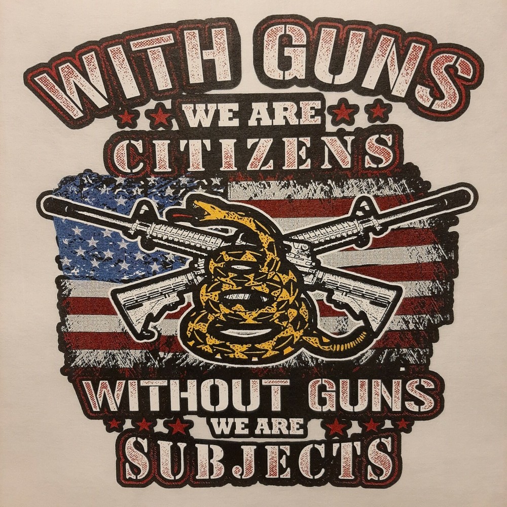 WITH GUNS WE R CITIZENS WITHOUT GUNS WE R SUBJECTS GUN RIGHTS POCKET SHIRT