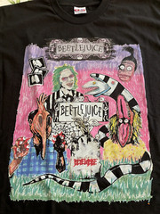 Beetlejuice Art Graphic Bayside T-Shirt – Adult XL – NEW – FREE SHIP