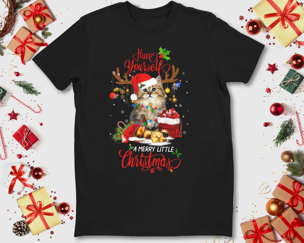 A merry little Christmas Lovely Cat T-shirt Black Unisex US Sizes