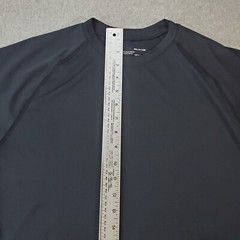 Under Armour T Shirt Tactical Short Sleeve Loose Heat Gear Mens Size Small