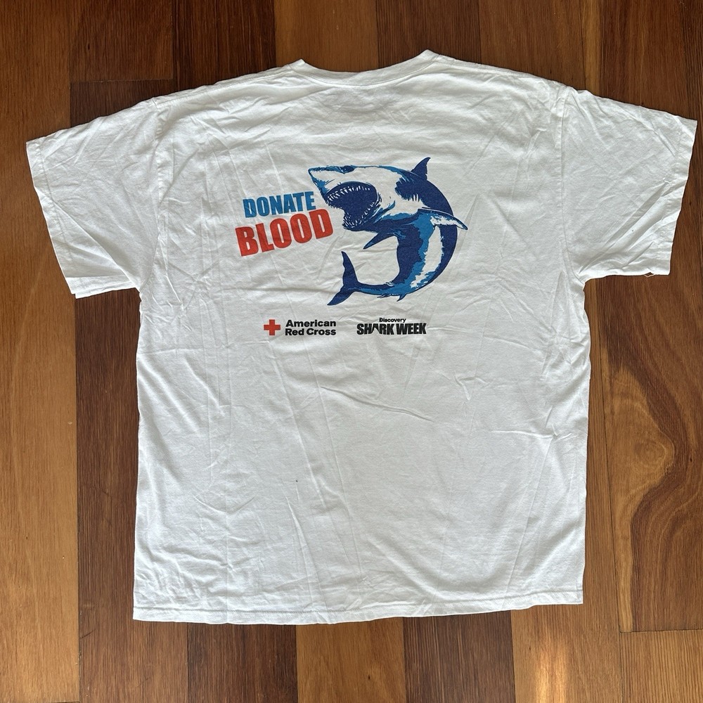 Vintage Donate Blood Shark Week Discovery Channel T-Shirt Size XL