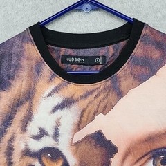 Hudson outerwear t-shirt large half woman tiger face print skate AoP Animal