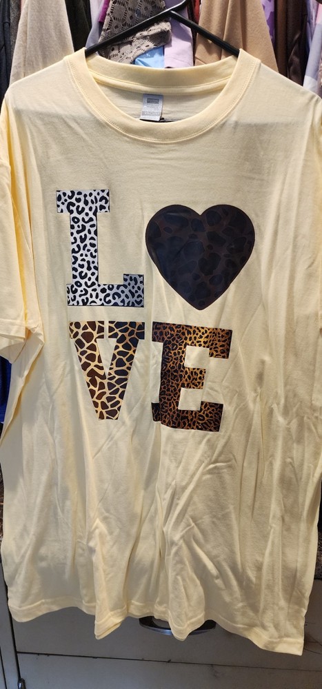 DIGIPRINT Yellow LOVE Heart Graphic Logo Crew Neck Short Sleeve Cotton Knit XL