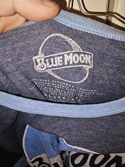 Blue Moon Beer 2016 Ringed T Shirt Size XL-Cotton, Poly, Rayon Blend