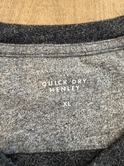 Banana Republic Men’s Quick-Dry Henley T-Shirt Size X-Large