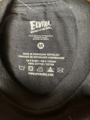 ELVIRA Mistress Of The Dark SEXY “Horror and Chill?” Black Graphic Tee- NWT