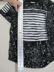 CARBON Mens Large Black Tee – Zipper Chest, Slit Sleeves, Paint Splatter Urban