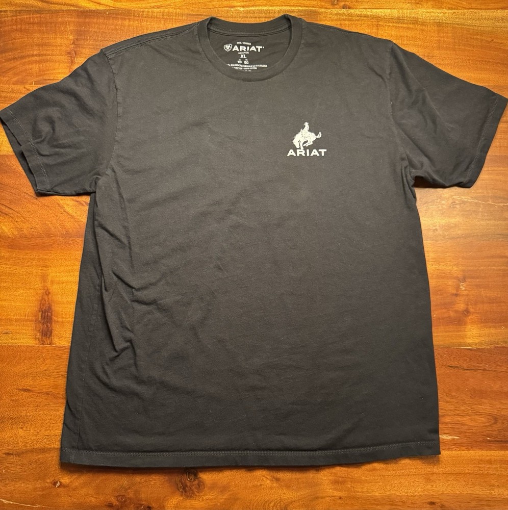 Ariat Men’s Black Bronco Flag Cowboy Western Short Sleeve Graphic T-Shirt Sz XL
