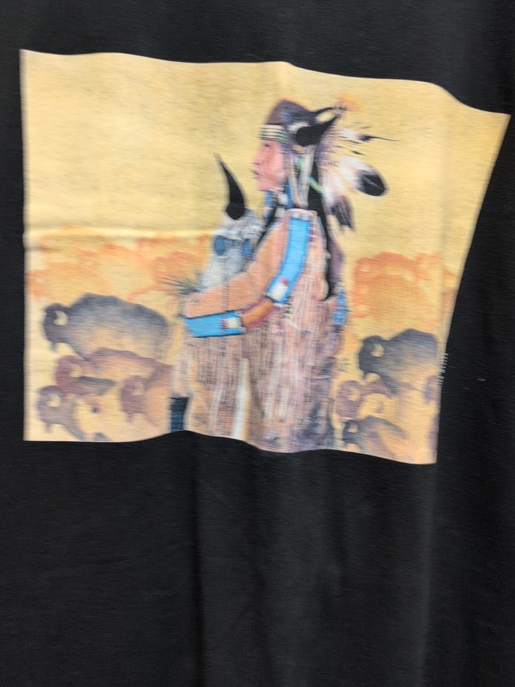 Indian Motif Mens T Shirt Size L. Black Short Sleeve Buffalos