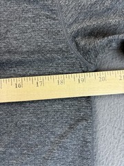 Vuori Mens Pocket T-Shirt Grey Lightweight Athletic Stretch Medium Stretch